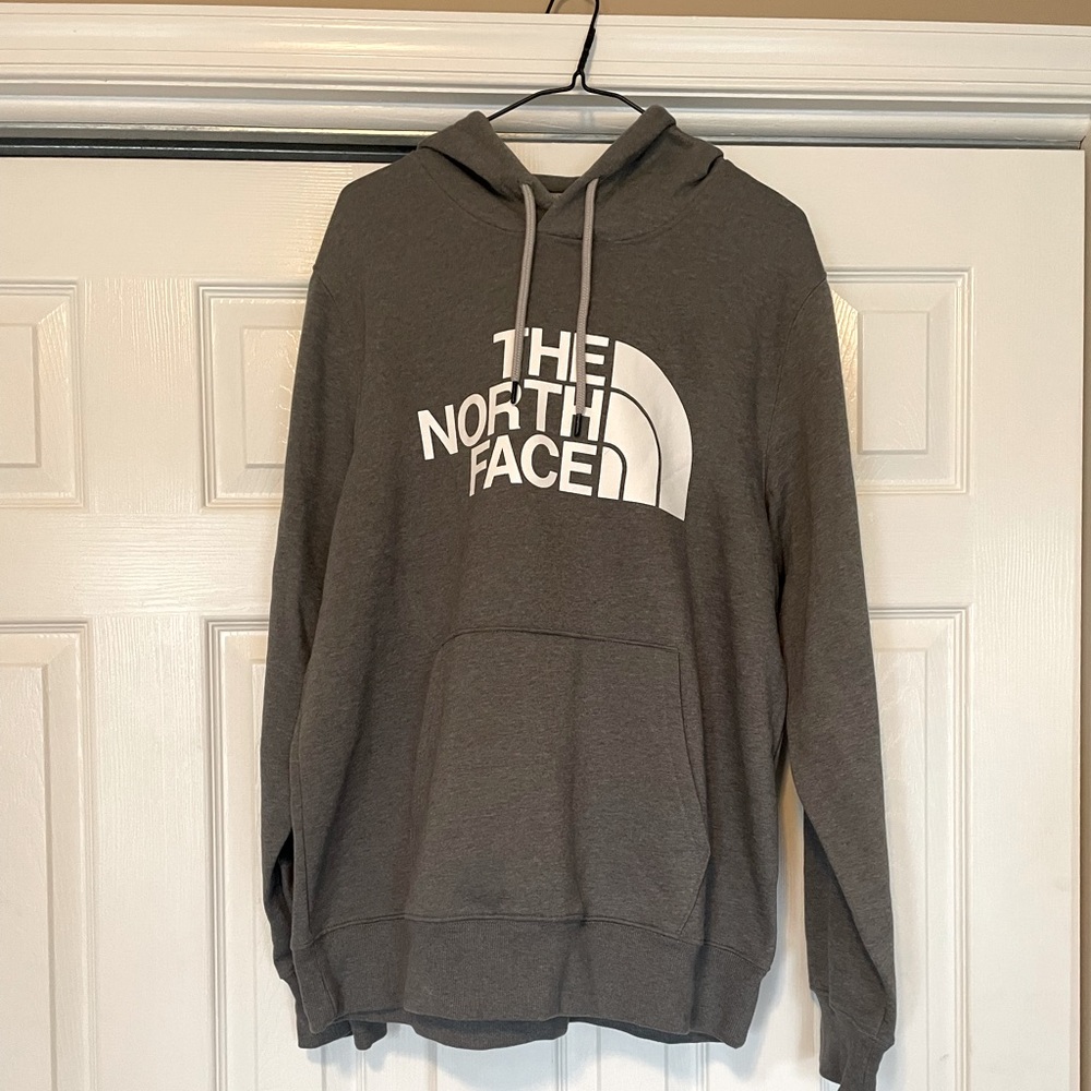 Men’s North Face Gray Logo Hoodie